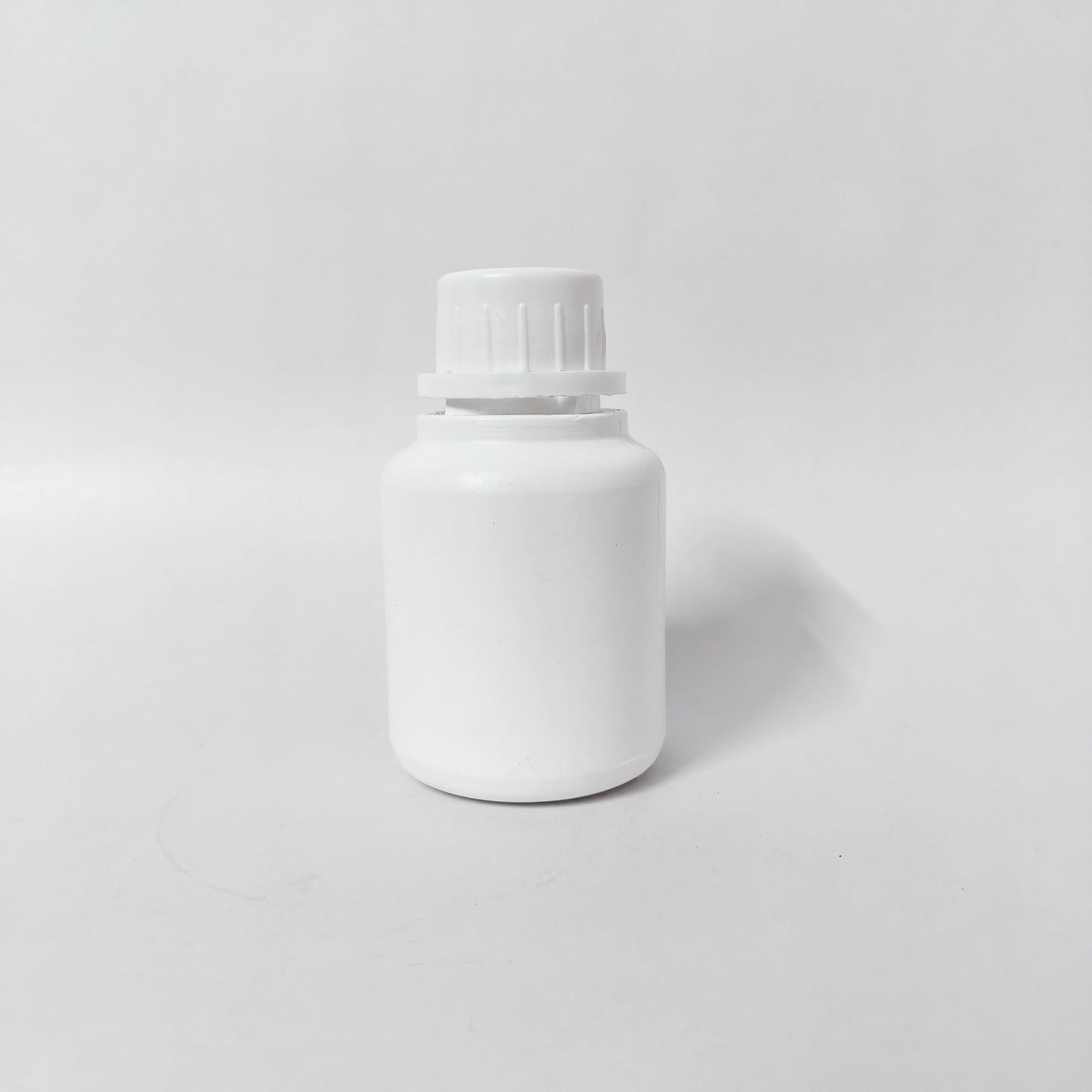HDPE Bottle - Opaque - Round - 100mL